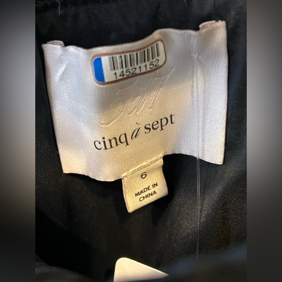 Cinq a Sept Annalise Gown Size 6 Special Occasion Prom - Picture 5 of 10